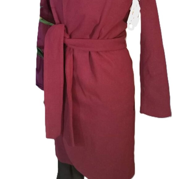 Coat - Picture 2 of 2